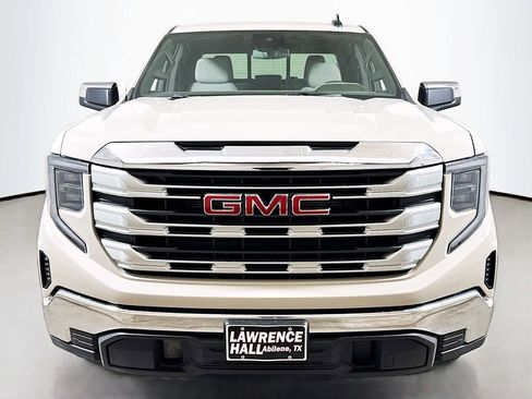 New 2026 GMC Sierra 1500 SLE w/ Preferred Package image 2