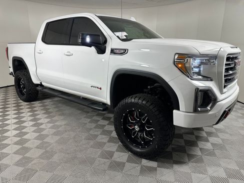 Used 2019 GMC Sierra 1500 AT4 w/ AT4 Premium Package image 6