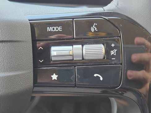 New 2026 Kia Sorento LX image 25