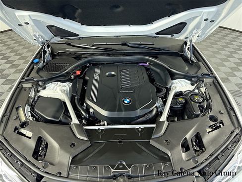 Certified 2023 BMW 540i xDrive w/ Premium Package image 32