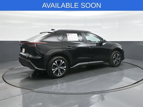 Used 2024 Toyota bZ4X AWD w/ Weather Package image 7