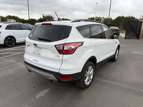 Used 2018 Ford Escape SEL image 4