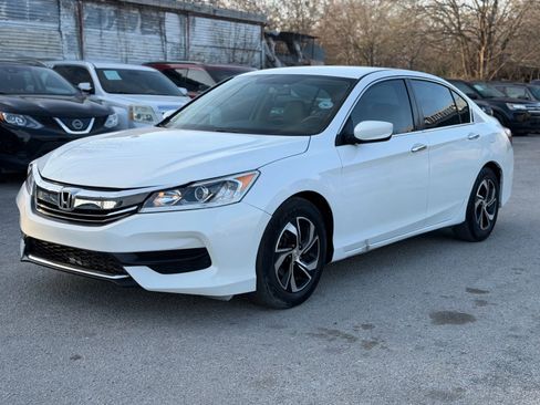 Used 2016 Honda Accord LX image 5