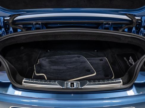 Used 2024 Bentley Continental GT V8 AWD/4WD image 91