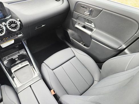 New 2026 Mercedes-Benz GLA 250 4MATIC image 15