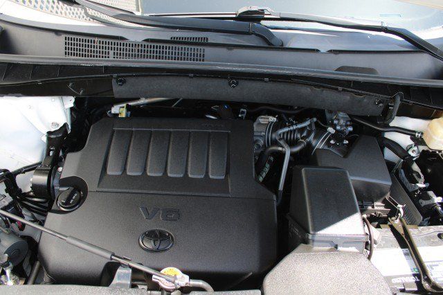 Used 2016 Toyota Highlander XLE FWD image 38