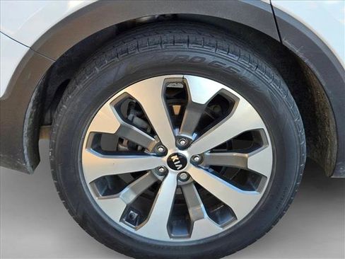 Used 2021 Kia Telluride EX w/ EX Premium Package image 23