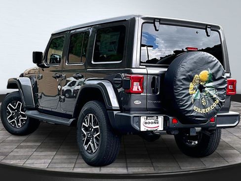 New 2026 Jeep Wrangler Unlimited Sahara AWD/4WD image 4