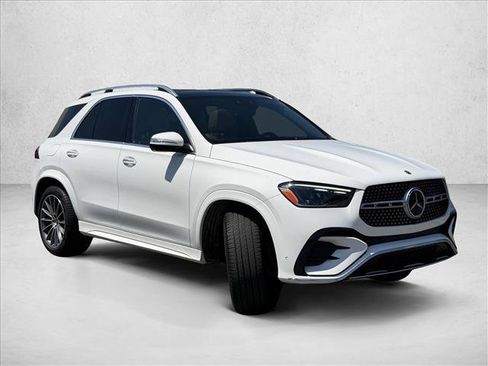 Used 2024 Mercedes-Benz GLE 350 4MATIC image 3