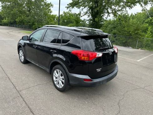 Used 2015 Toyota RAV4 Limited w/ Technology Package AWD/4WD image 19