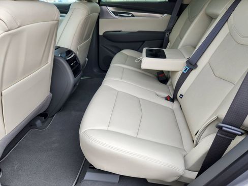 New 2025 Cadillac XT5 Premium Luxury w/ LPO, ONYX Package image 10