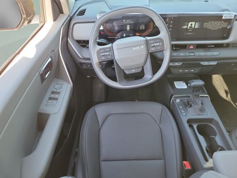 New 2027 Kia Seltos EX FWD image 8