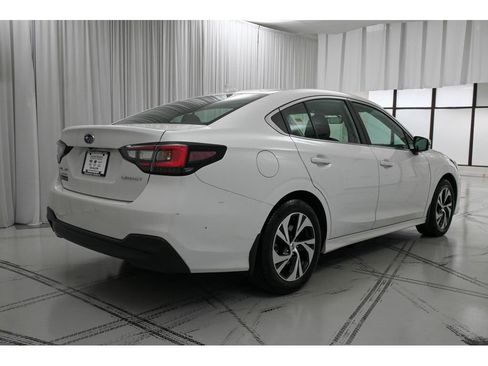 Used 2022 Subaru Legacy Premium image 7