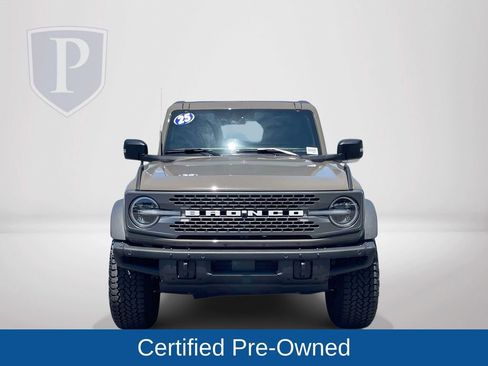 Used 2025 Ford Bronco Badlands AWD/4WD image 3