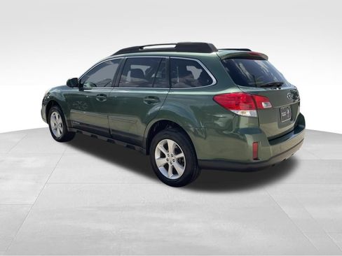 Used 2013 Subaru Outback 2.5i Premium AWD/4WD image 7