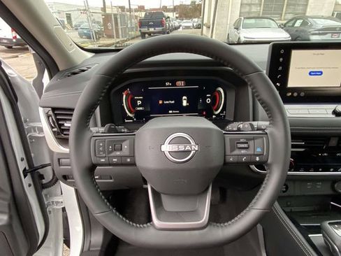 New 2026 Nissan Rogue Platinum image 22