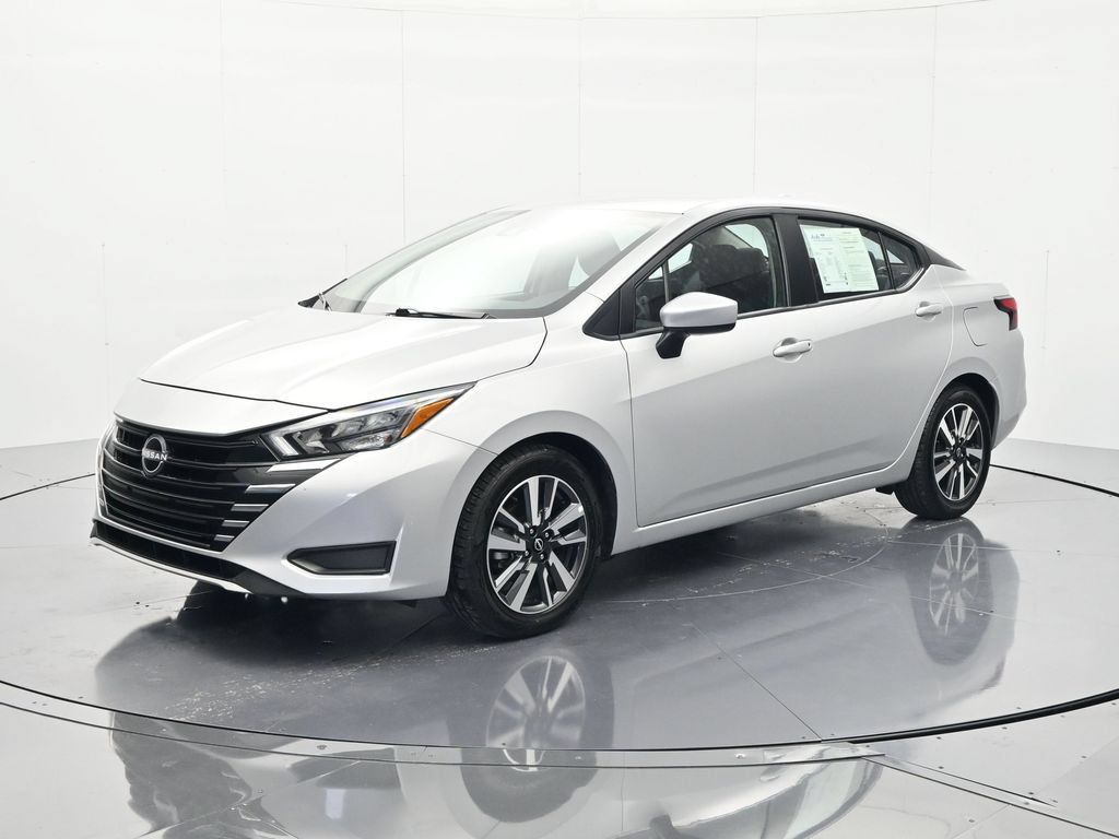 Used 2025 Nissan Versa SV FWD image 1