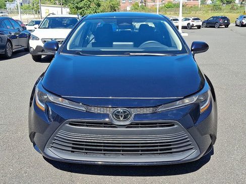 Used 2023 Toyota Corolla LE image 5