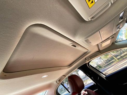 Used 2024 MAZDA MAZDA3 s image 24