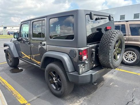 Used 2017 Jeep Wrangler Unlimited Sport AWD/4WD image 4