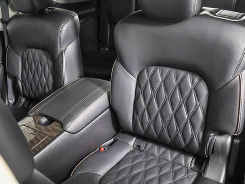 Used 2024 Nissan Armada Platinum w/ Captain's Chairs Package image 38