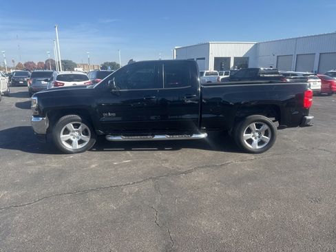 Used 2019 Chevrolet Silverado 1500 LT w/ Texas Edition image 7