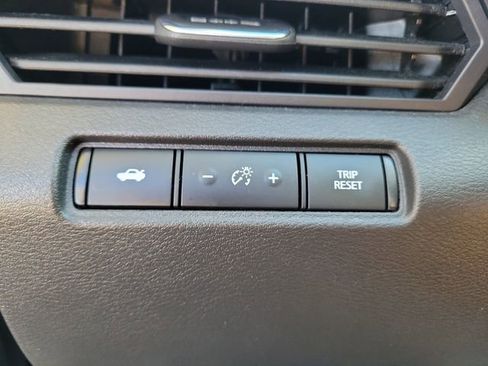 Used 2024 Nissan Altima 2.5 SV image 19