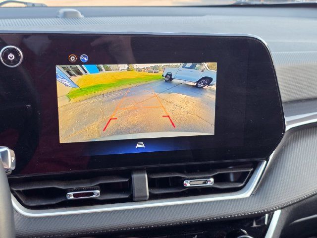 Used 2026 Chevrolet Equinox LT w/ Convenience Package II FWD image 24