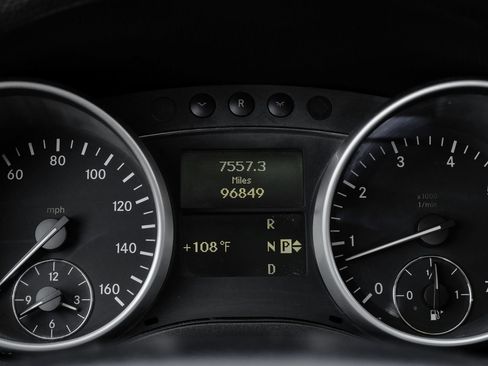 Used 2008 Mercedes-Benz GL 550 4MATIC image 22