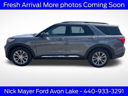 Used 2023 Ford Explorer XLT w/ Equipment Group 202A image 4