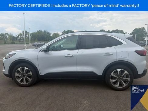 Certified 2025 Ford Escape Platinum AWD/4WD image 16