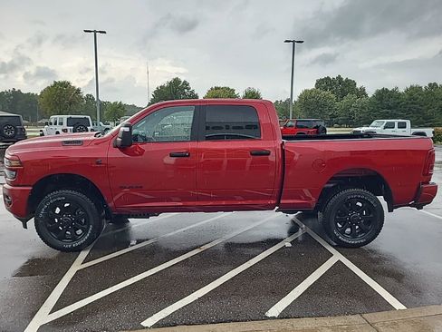 New 2026 RAM 2500 Big Horn AWD/4WD image 5