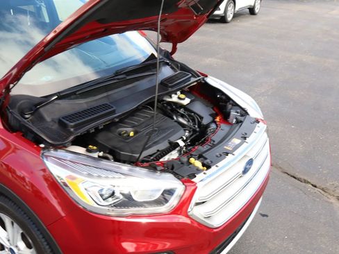 Used 2018 Ford Escape SEL AWD/4WD image 48