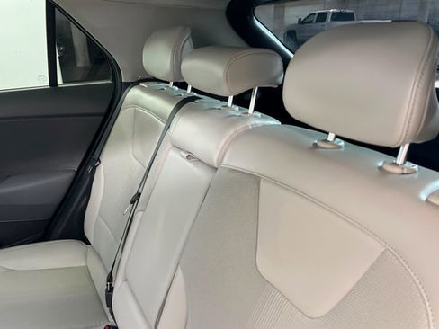 Used 2023 Kia Niro EX Touring image 20