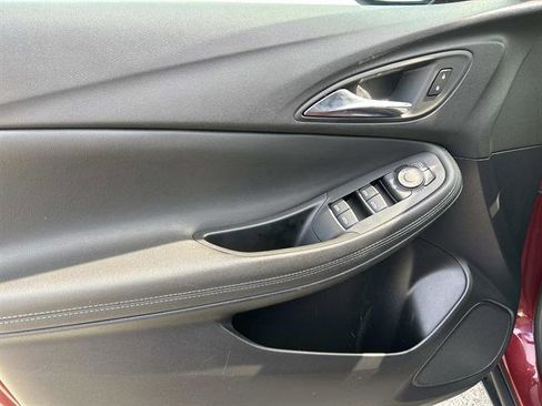 Used 2023 Buick Encore GX Select image 22