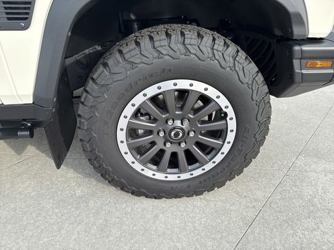 New 2025 INEOS Grenadier Fieldmaster Edition image 11