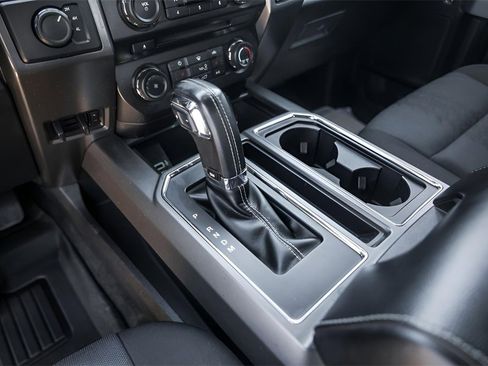 Used 2018 Ford F150 XLT w/ Equipment Group 302A Luxury image 24