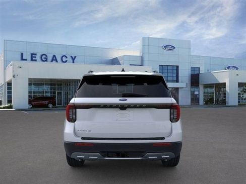 New 2026 Ford Explorer Active w/ Active Comfort Package image 5