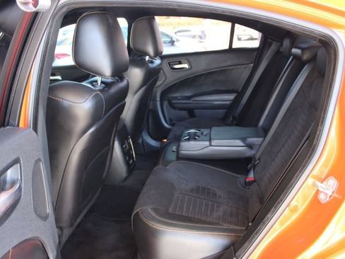 Used 2017 Dodge Charger R/T RWD image 31