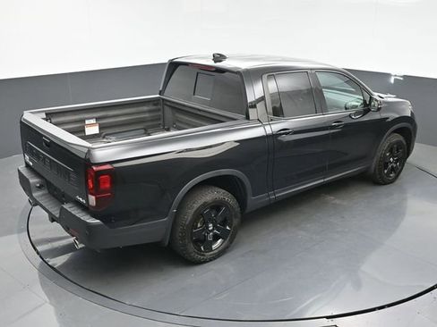Certified 2024 Honda Ridgeline Black Edition image 33