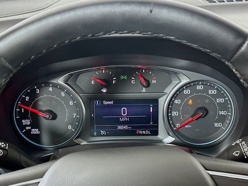 Used 2024 Chevrolet Equinox LT image 12