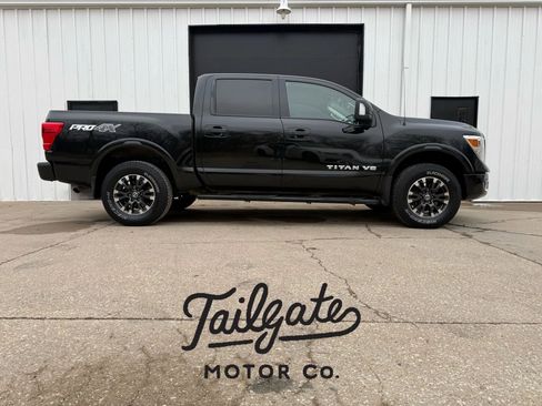 Used 2018 Nissan Titan PRO-4X w/ Pro-4x Convenience Package image 1