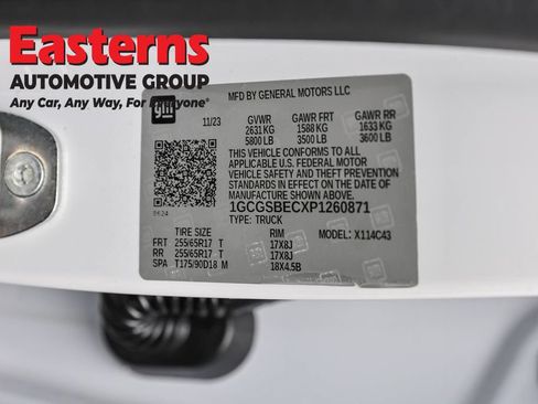 Used 2023 Chevrolet Colorado W/T RWD image 31