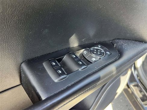 Certified 2022 Lincoln Nautilus Reserve image 19