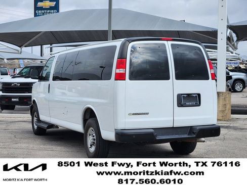 Used 2023 Chevrolet Express 3500 LS RWD image 5