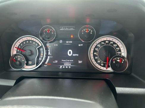 Used 2019 RAM 1500 Big Horn AWD/4WD image 14