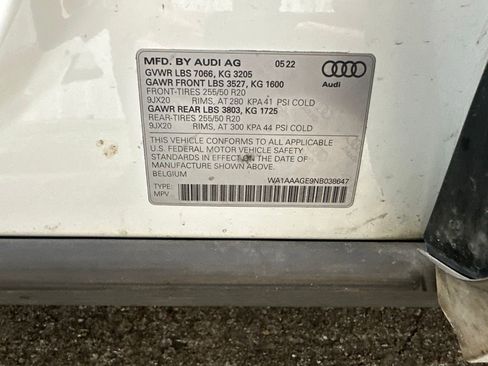 Used 2022 Audi e-tron Premium AWD/4WD image 10