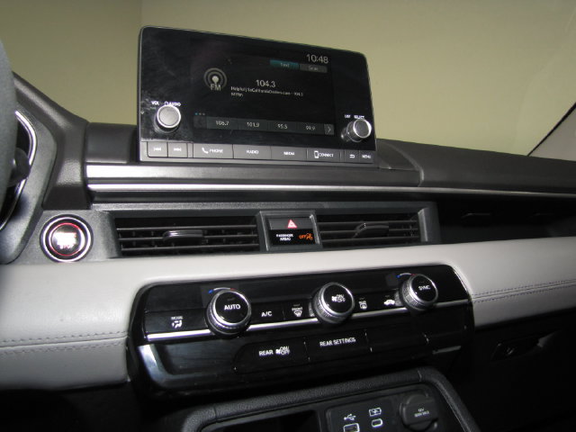 Certified 2024 Honda Pilot LX image 30