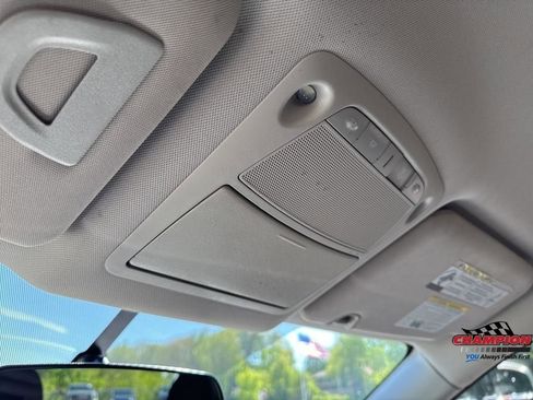 Used 2016 Nissan Rogue FWD image 18