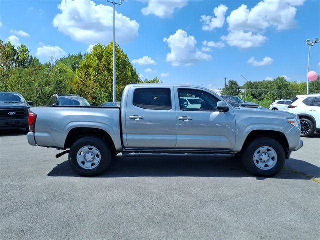 Used 2021 Toyota Tacoma SR AWD/4WD image 13